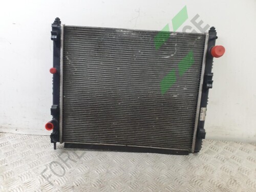 2016 NISSAN JUKE RADIATOR